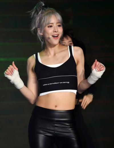 [TEN 포토] 하이키 시탈라 "현재 정치적 입장을 갖고 있지않다"