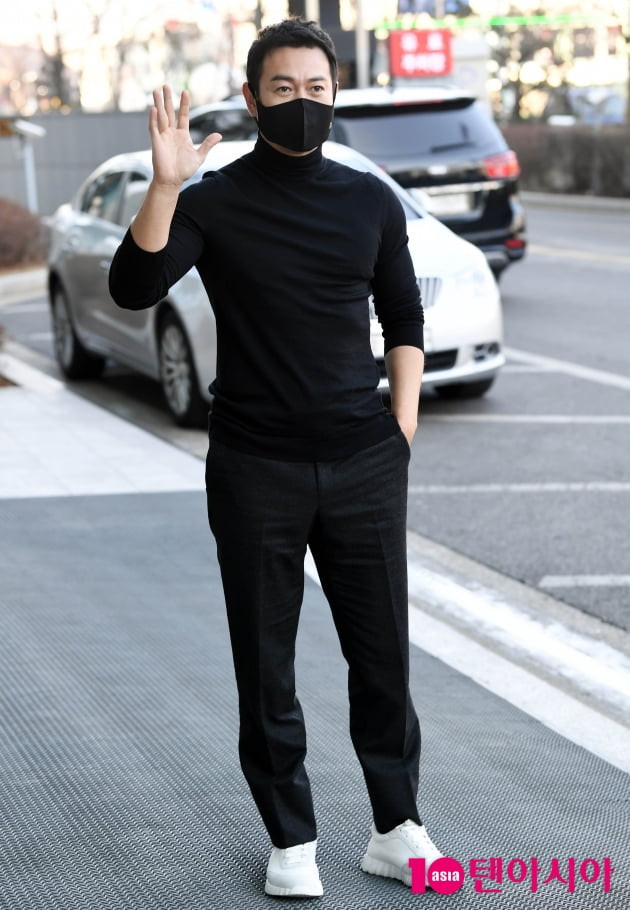[TEN 포토] 박용우 '반가워요'