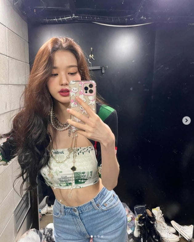 아이브 장원영, 남심 홀리는 치명적 윙크...과즙미 폭발[TEN★]
