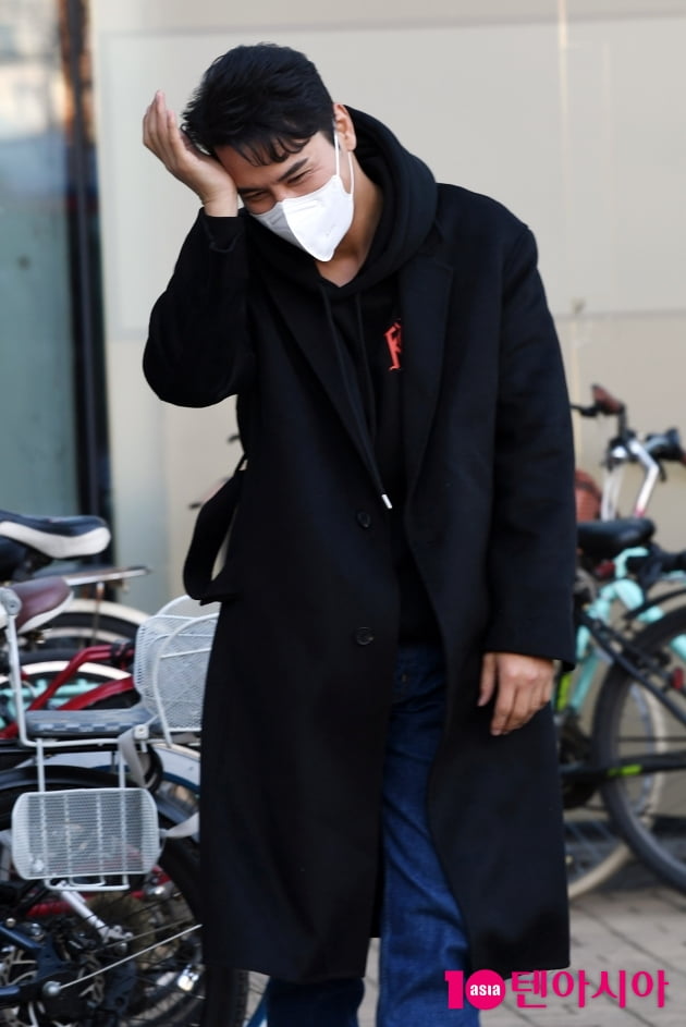 [TEN 포토] 장민호 '방송국에서 춤으로 라인이 예술'