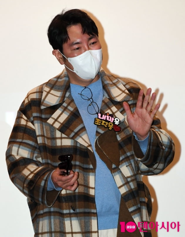 [TEN 포토] 조진웅 '여러분 반가워요'