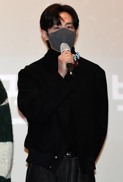 [TEN 포토] 권율 '경관의 피 입소문이 필요합니다'