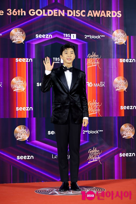 [TEN 포토] 임영웅 '완벽한 수트핏'