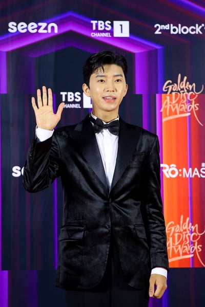 [TEN 포토] 임영웅 '얼음도 녹일듯한 미소'