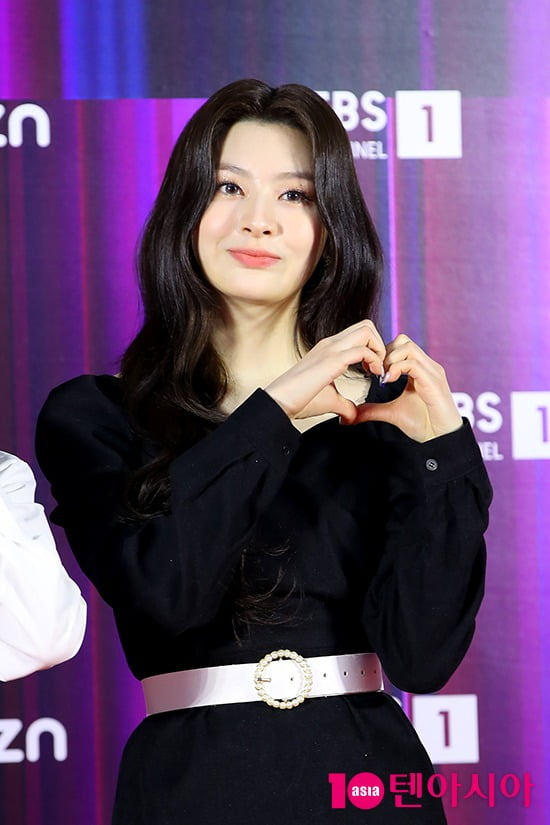 [TEN 포토] 스테이씨 세은 '꽃향기 물씬'