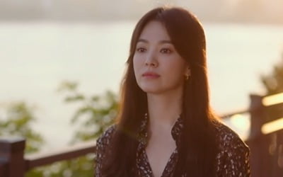 [종합] 송혜교♥장기용, 처음 만난 곳에서 재회 "네 사랑이 길을 냈다" ('지헤중')