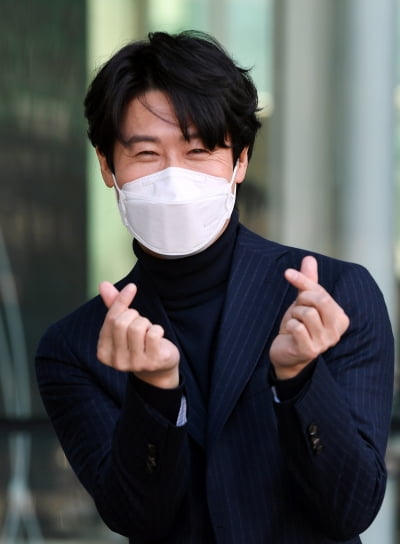 [TEN 포토] 진선규 '우리 드라마 사랑해주세요'