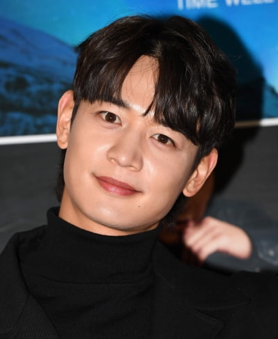 [TEN 포토] 샤이니 민호 '클로즈업 부르는 외모'