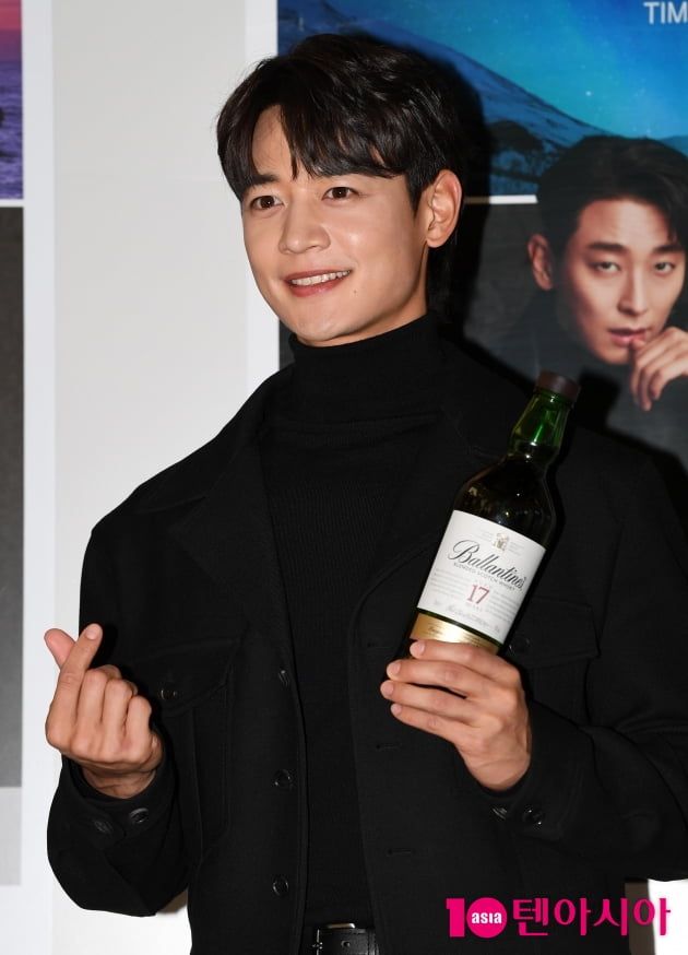 [TEN 포토] 샤이니 민호 '혼자여도 꽉 찬 존재감'