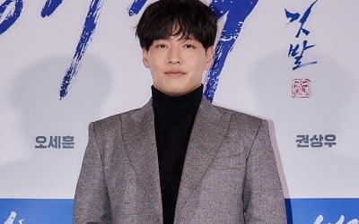 '해적2' 강하늘 "수중 촬영 후유증, 잘 때 누우면 코에서 물 나와"