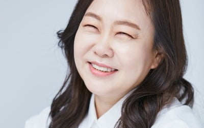[공식] 여배우 황정민, 9아토엔터와 전속계약…한소희와 한솥밥