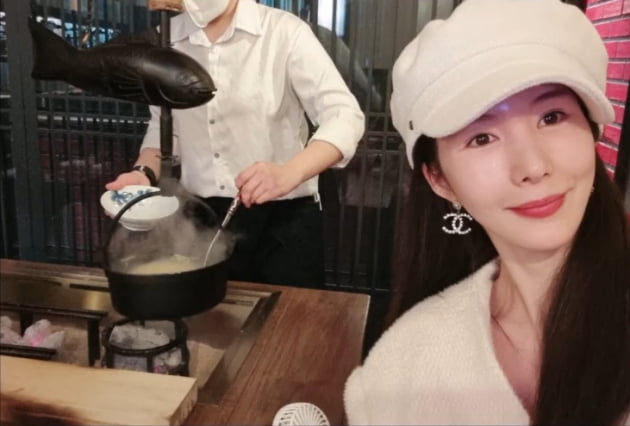 '태국재벌♥' 신주아, "미팅"보다 잿밥에 더 관심…랍스터에 트러플까지 [TEN★]
