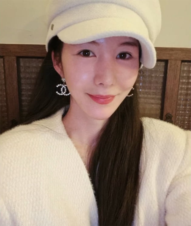 '태국재벌♥' 신주아, "미팅"보다 잿밥에 더 관심…랍스터에 트러플까지 [TEN★]