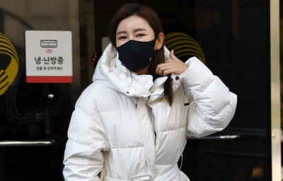 [TEN 포토] 송가인 '찰랑거리는 머리결~'