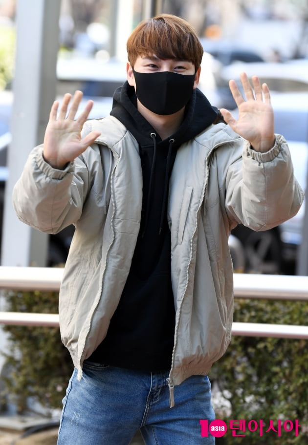 [TEN 포토] 박서진 '매력 덩어리'