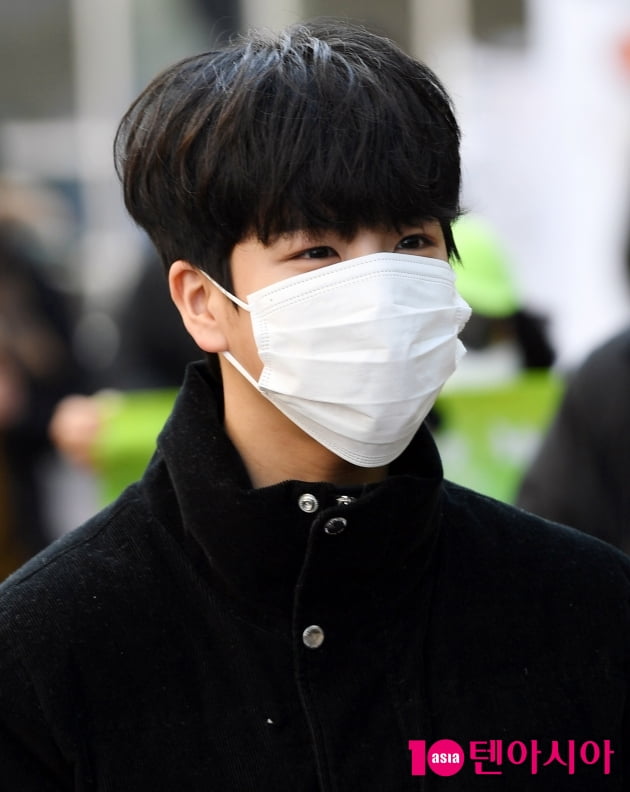 [TEN 포토] 정동원 '두 눈에 별을 박은 것처럼'