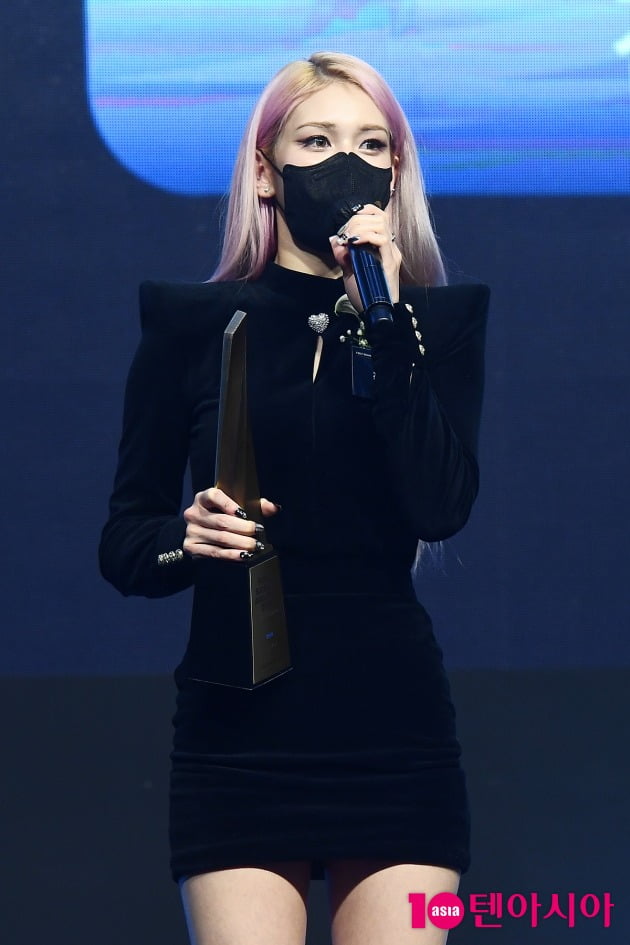 [TEN 포토] 전소미 '여자 솔로 가수 부문 수상'