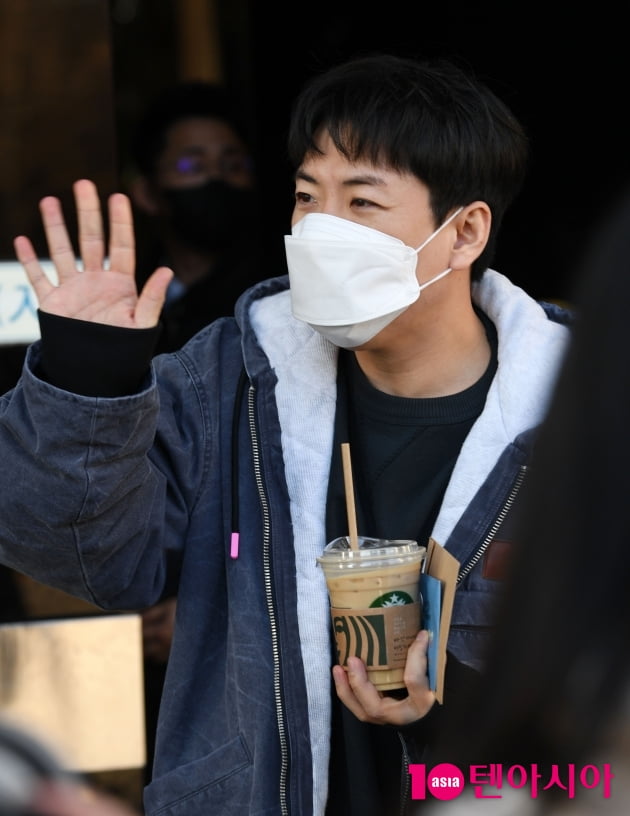[TEN 포토] 양세찬 '라이브 노래 기대하세요'