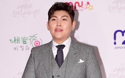 [공식] '싱어게인2' 30호 가수 한동근 "결혼 전제로 연애 중"