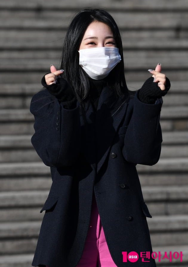 [TEN 포토] 홍지윤 '아름다운 하트'