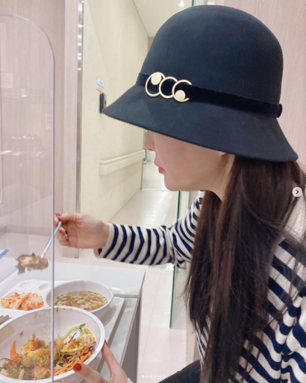 장영란, ♥한의사 남편 병원에 마련된 '이사님 집무실'…"들어가십시오, 이사님" [TEN★]