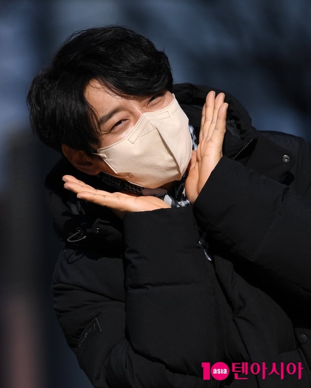 [TEN 포토] 황치열 '귀엽게 꽃받침'
