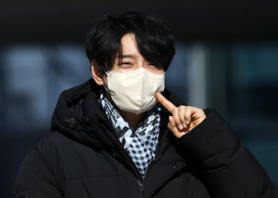 [TEN 포토] 황치열 '심쿵한 포즈'