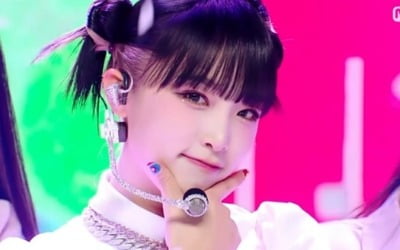 최예나, 힘들어도 긍정 마인드 '스마일리' 최초 공개 ('엠카')