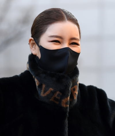 [TEN 포토] 송가인 '햇빛도 질투하는 미모'