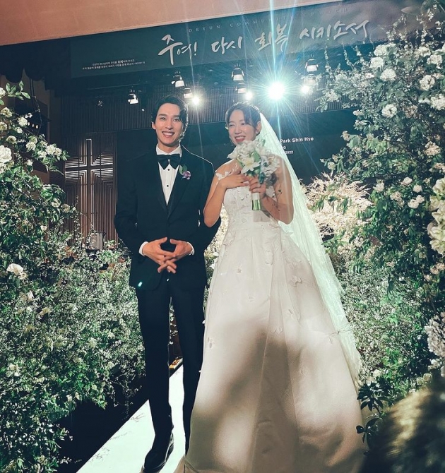 박신혜, 최태준 /사진=이선빈 인스타그램
