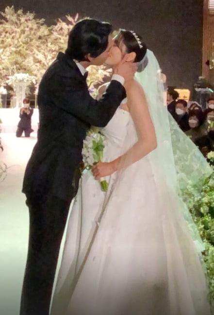 배우 박신혜, 최태준 결혼식/ 사진=김우리 인스타그램 캡처