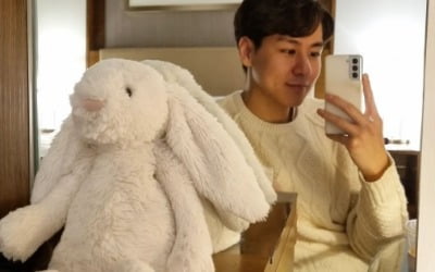 "외박" 윤남기, ♥이다은과 달달한 호캉스 준비 중 포착된 귀요미 딸 [TEN★]