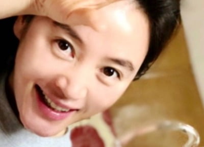 김혜수, 52세 맞아? 귀여움 폭발…굴욕없는 대배우의 민낯[TEN★]