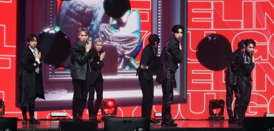 [TEN 포토] 펜타곤 '조각들이 춤추네'
