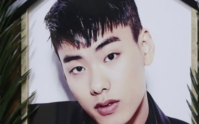 대마초 흡연→전 여친·미성년자 폭행…아이언, 오늘(25일) 1주기