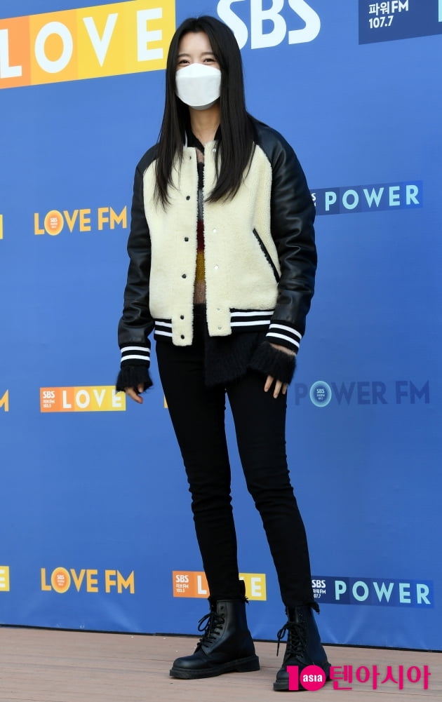 [TEN 포토] 한효주 '포토타임은 즐거워~'