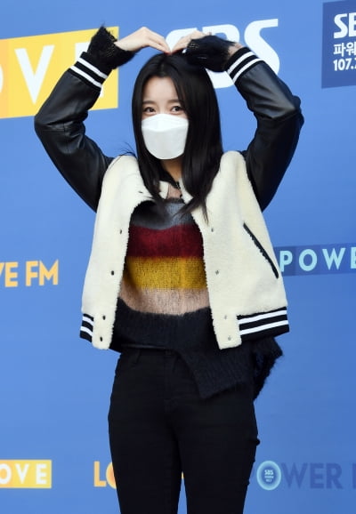 [TEN 포토] 한효주 '너무 사랑합니다'
