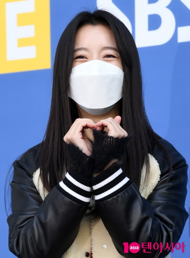 [TEN 포토] 한효주 '열일하는 미모'