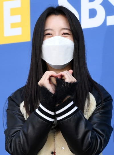 [TEN 포토] 한효주 '열일하는 미모'