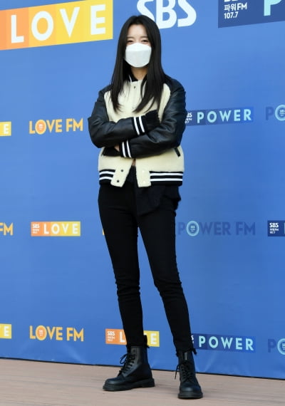 [TEN 포토] 한효주 '깔끔한 블랙&화이트'