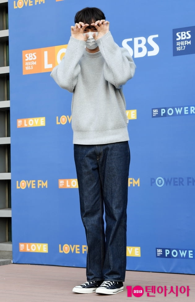 [TEN 포토] 이광수 '190cm의 호랑이 어~흥'