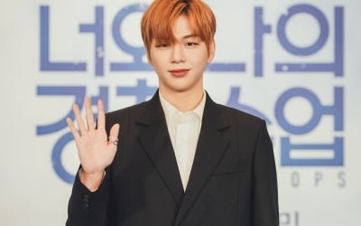 [TEN피플] 이준호 길 꿈꾸는 강다니엘…러브콜 거절하더니 연기 시작한 이유