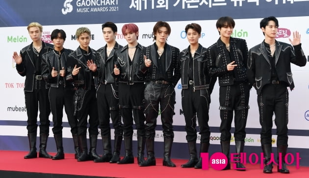 [TEN 포토] NCT127 '레드카펫을 밝히는 전사즐''