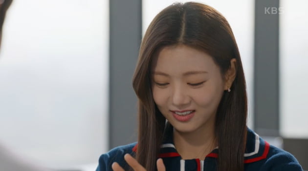 [종합] "14살 연상·애 셋"…지현우♥이세희, 연애 고백에 이일화 '충격' ('신사와 아가씨')