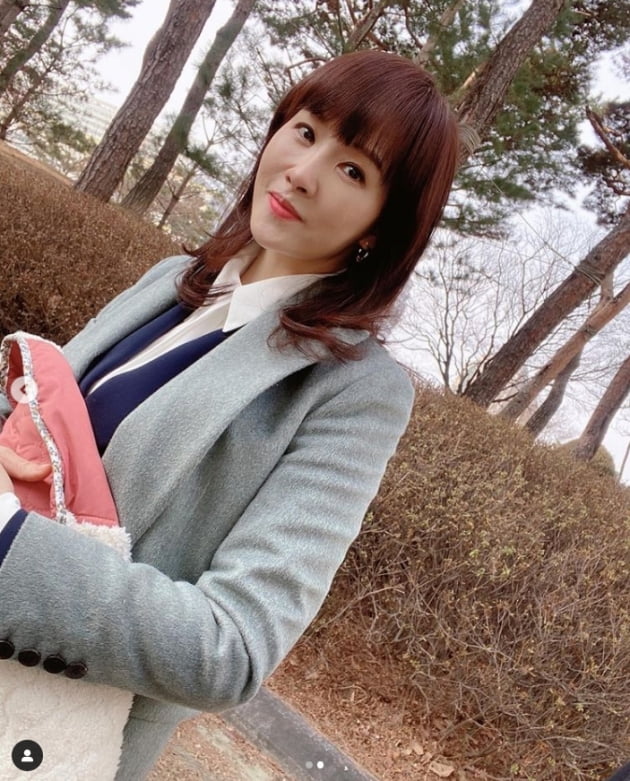 김선아, 겨울햇살에 더해진 이쁨...49세 맞어?[TEN★]