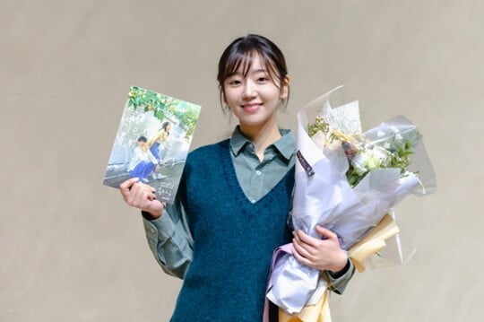 (사진=와이원엔터테인먼트, 스튜디오N, 슈퍼문픽쳐스)