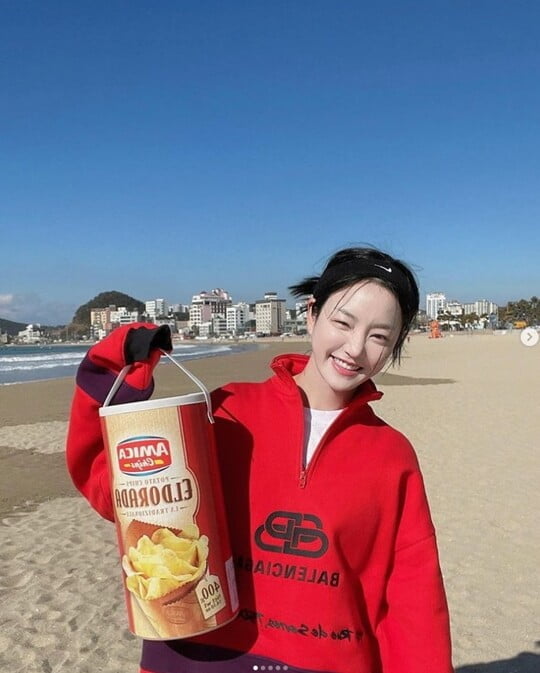 (사진=이유비 SNS)