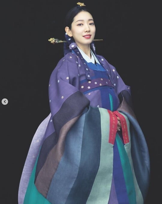 (사진=박신혜 SNS)
