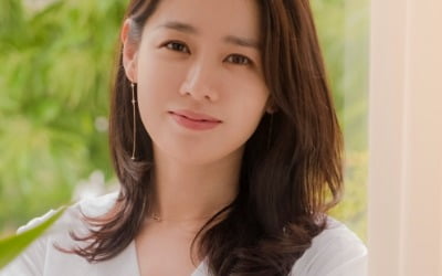 [전문] 손예진 측 "♥현빈과 3월 결혼…예식 비공개"