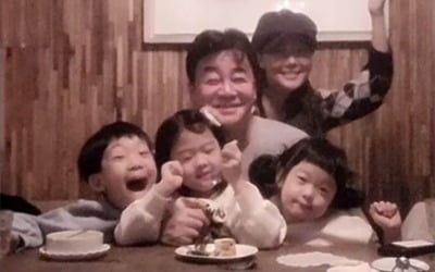 "아이들 이뻐해주셔서 감사해"…'백종원♥' 소유진, 세 자녀와 전한 새해 인사 [TEN★]